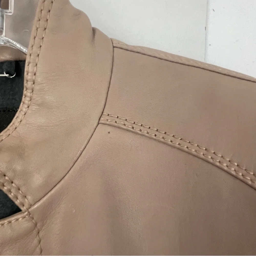 Giorgio Armani‎ Tan Leather Jacket Made in Italy Size 42 (US 6)